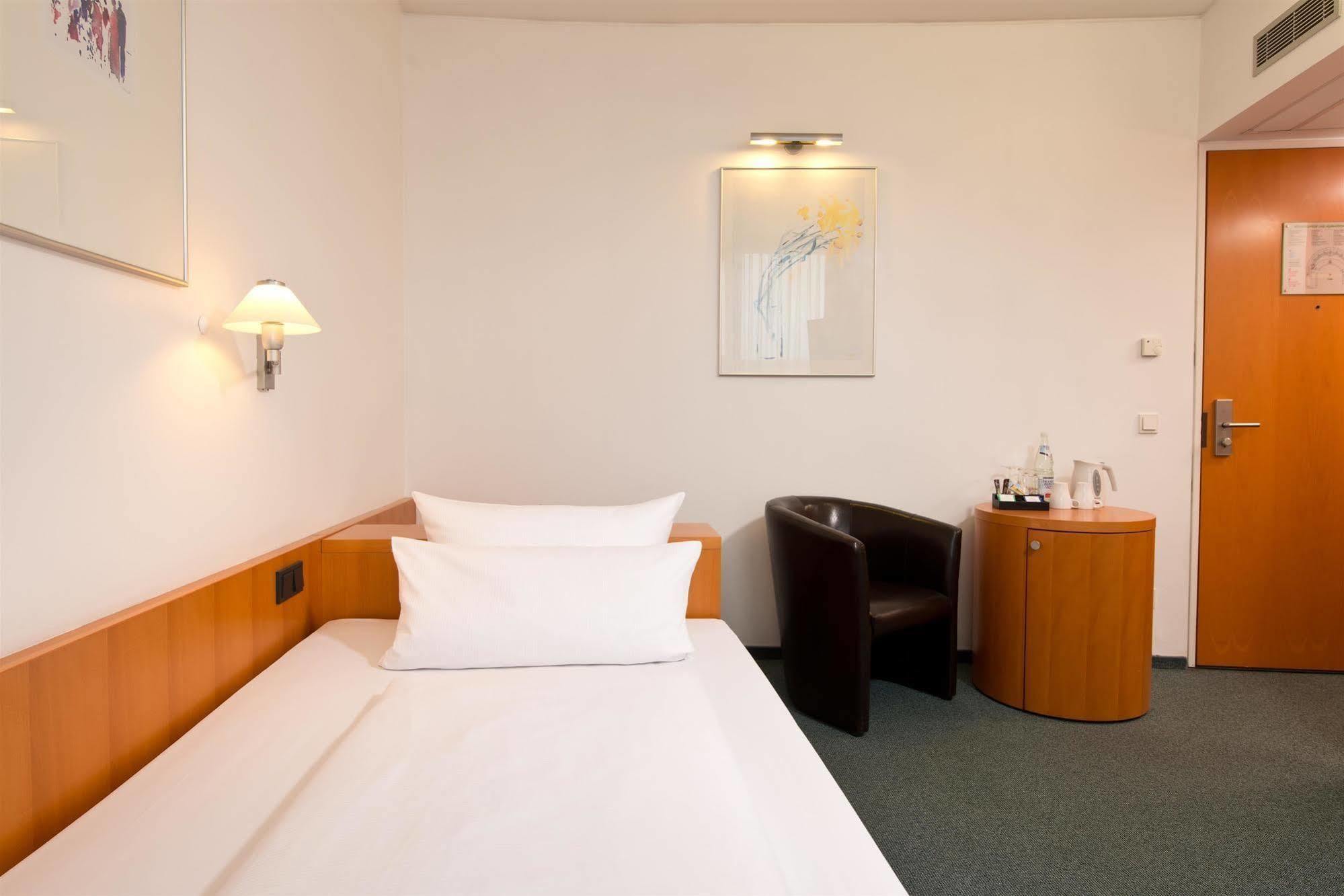 Hotel am Borsigturm Berlin Eksteriør billede