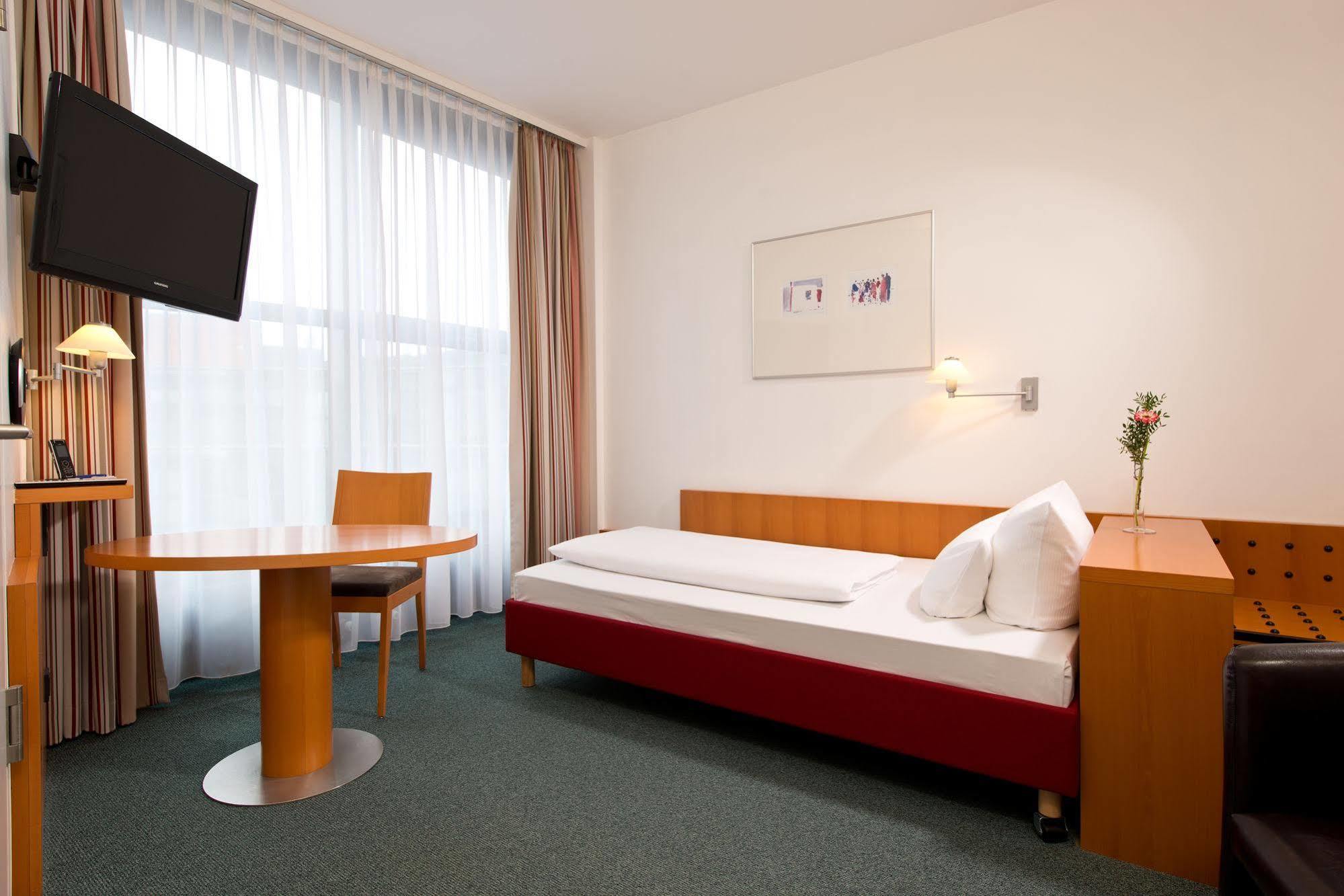 Hotel am Borsigturm Berlin Eksteriør billede