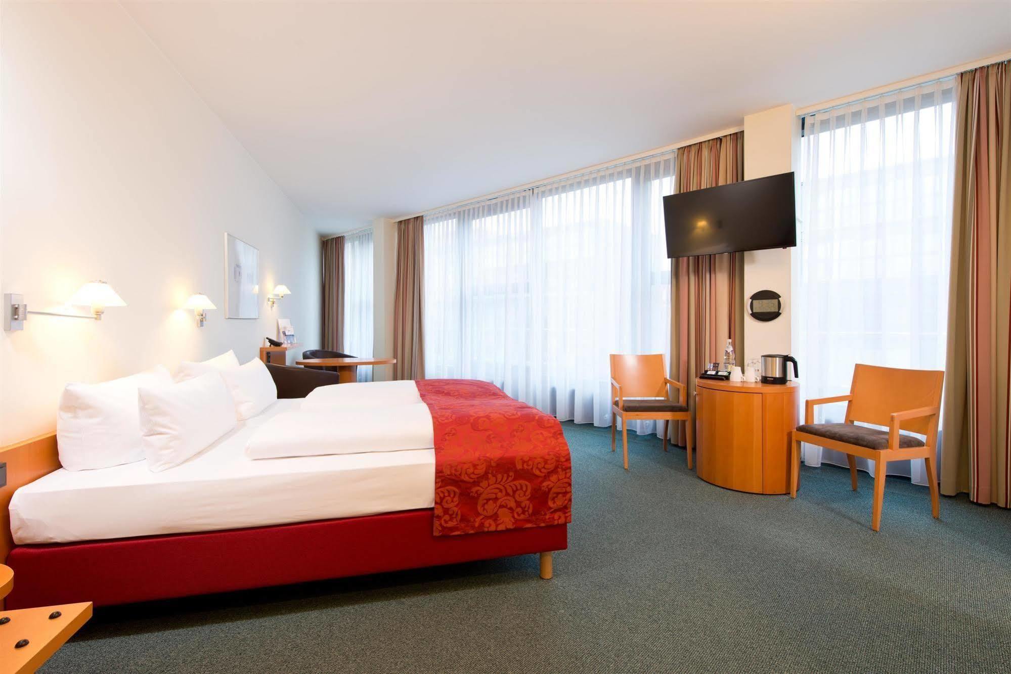 Hotel am Borsigturm Berlin Eksteriør billede