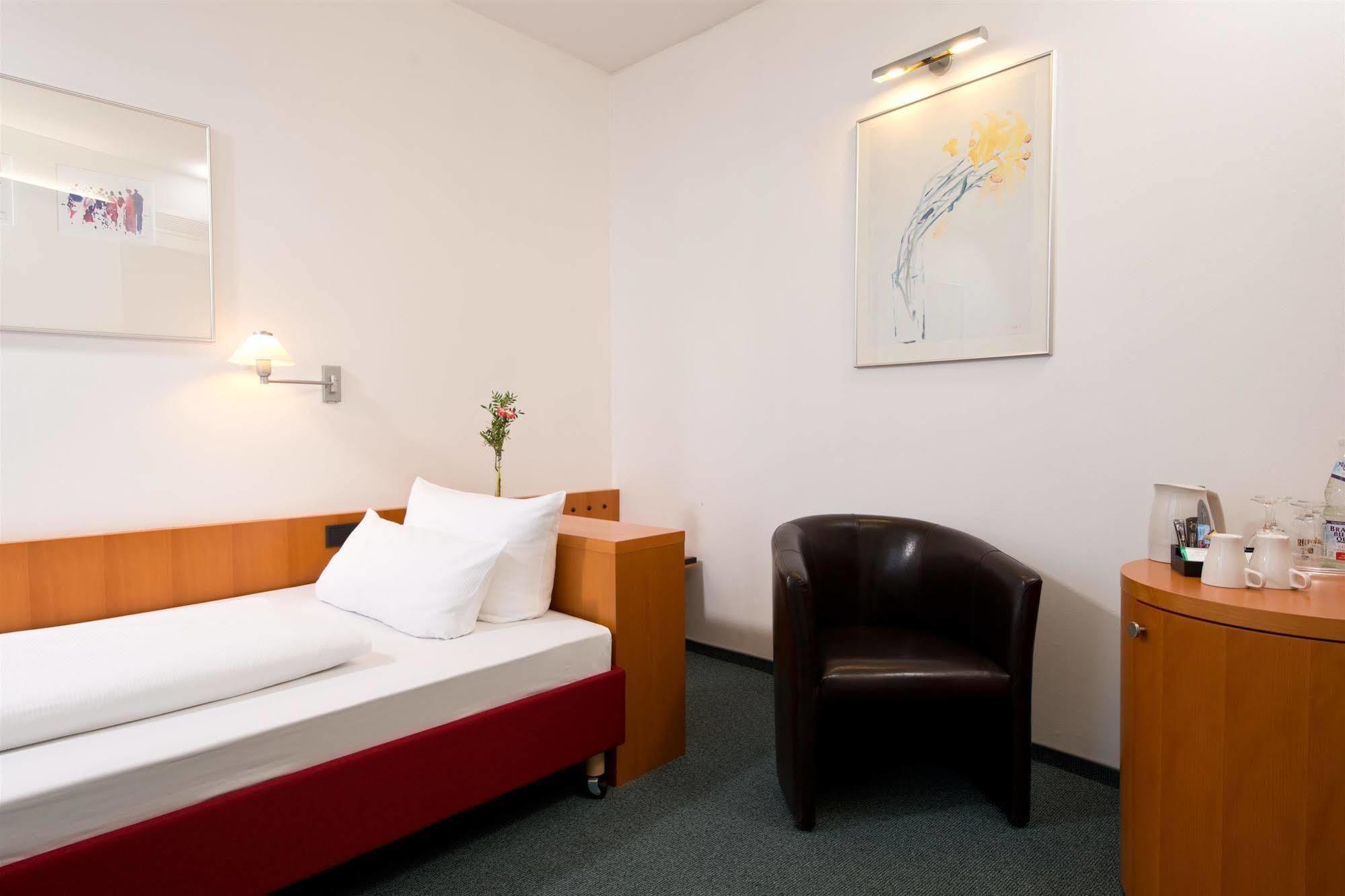 Hotel am Borsigturm Berlin Eksteriør billede